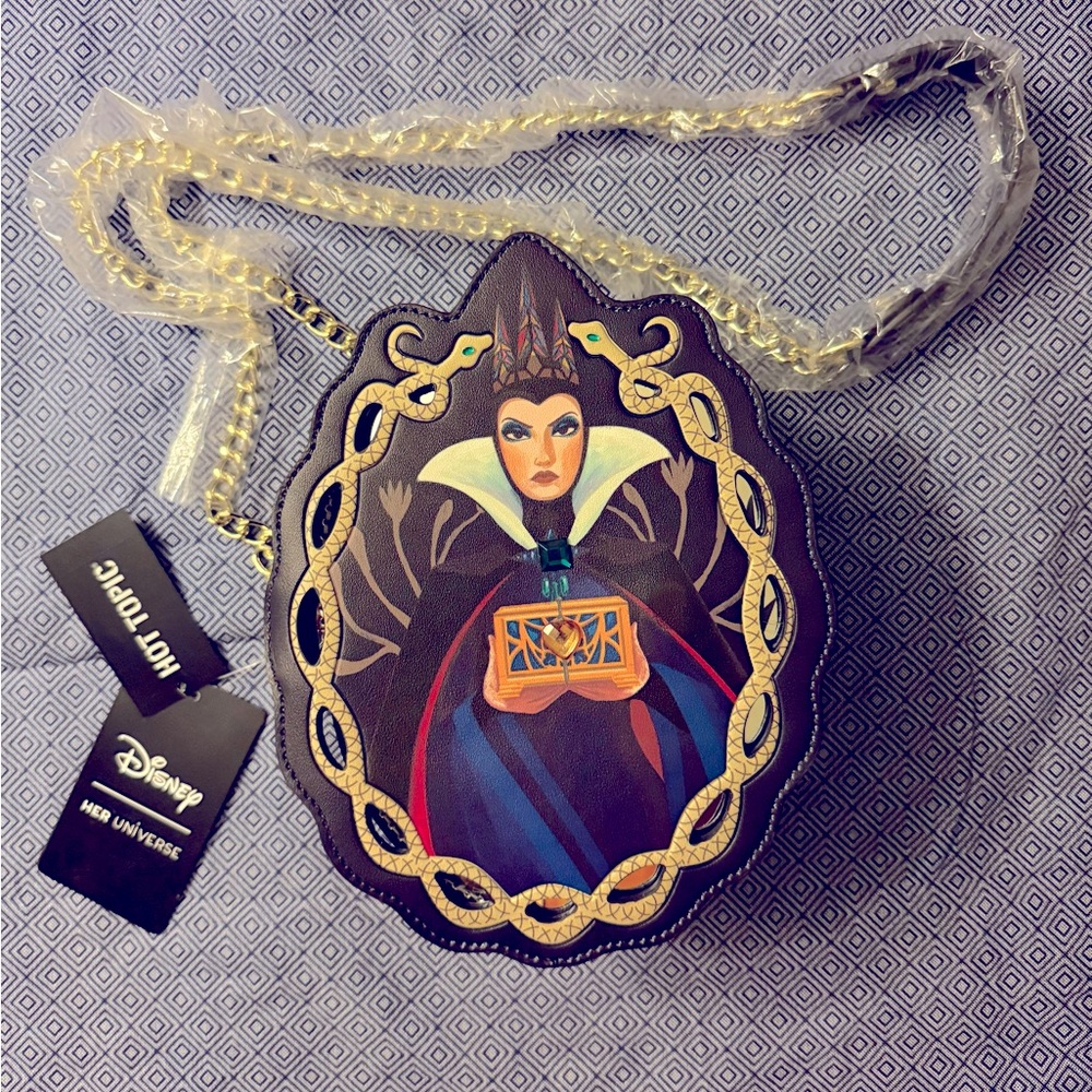 Loungefly Disney Crossbody Bag Snow White Evil Queen Mirror-NWT
